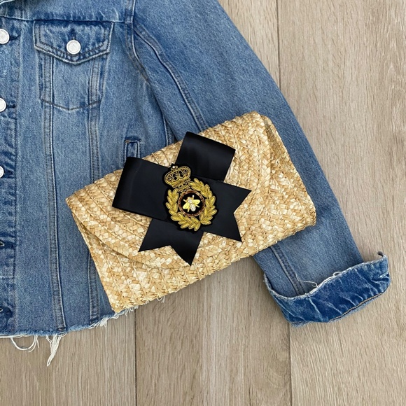 Bee Crest Rattan Straw Clutch - Picture 2 of 5